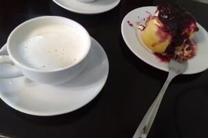 Alfredo 345 Helados & Caf&eacute;