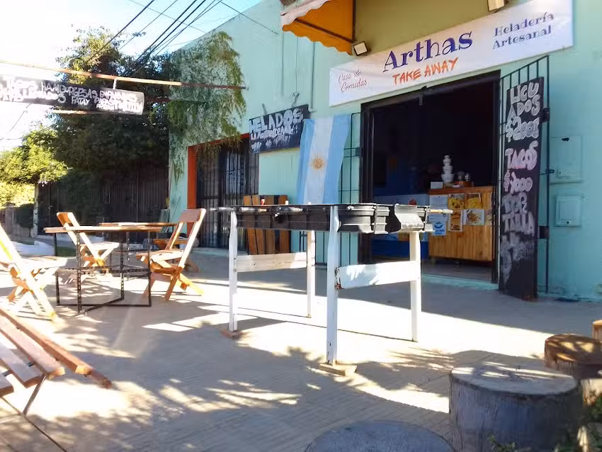 Arthas 🍔🍟Casa de Comidas y Heladeria