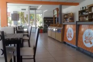 Cafeteria, Panaderia, Heladeria y Kiosco Haedo