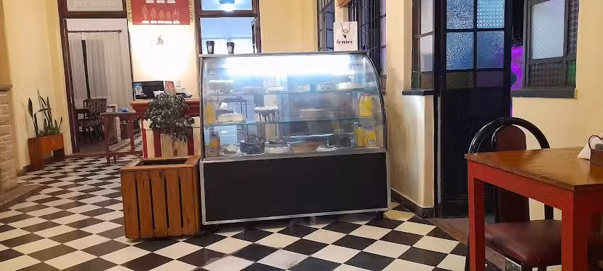 Cafeteria y Heladeria Fenice