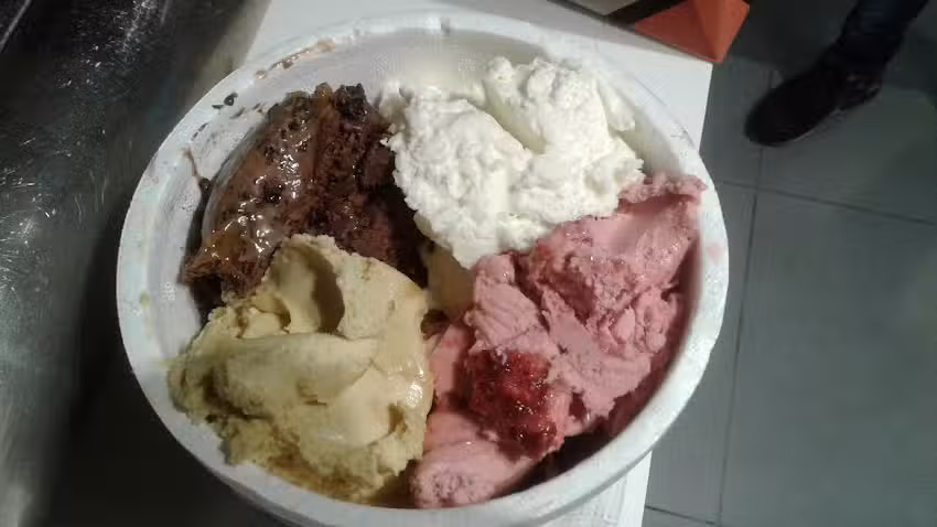 𝗰𝗵𝘂𝗶𝗶&reg; &ndash; helados [Cerro]