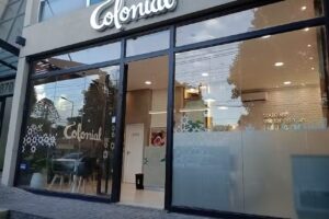 COLONIAL HELADOS & CAFE CHAMPAGNAT