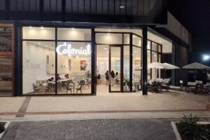 COLONIAL HELADOS & CAFE. POLO HUDSON