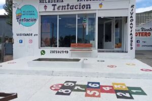 DRUGSTORE y HELADERIA ARTESANAL TENTACIÓN