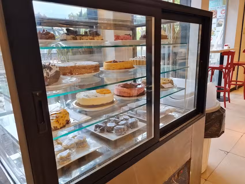 E&rsquo;ARRIVATO Gelato, Dolce e Salato