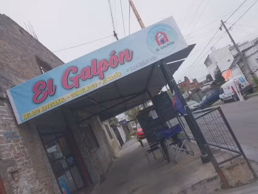 El galp&oacute;n: Heladeria, Almac&eacute;n y Congelados