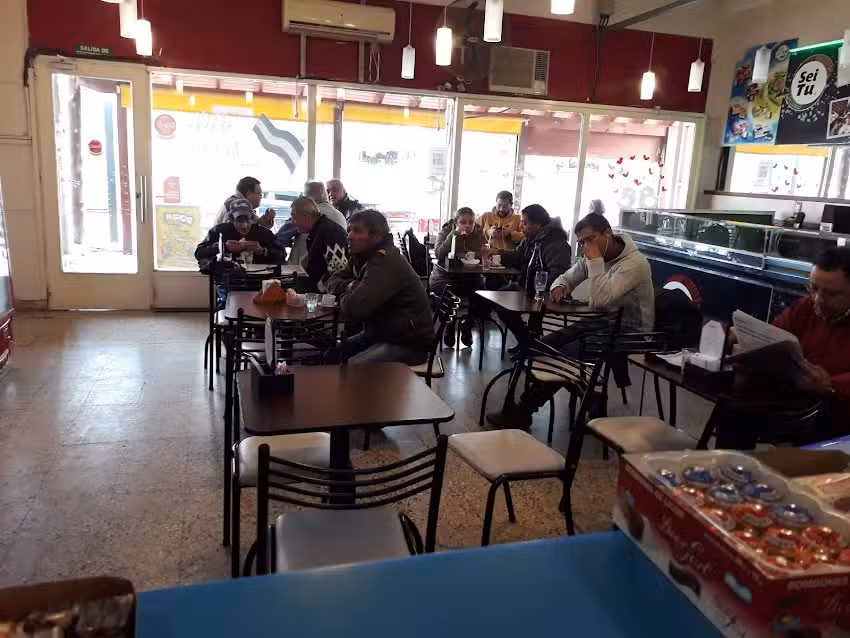 El Puerto Del Sabor Helados Y Cafe