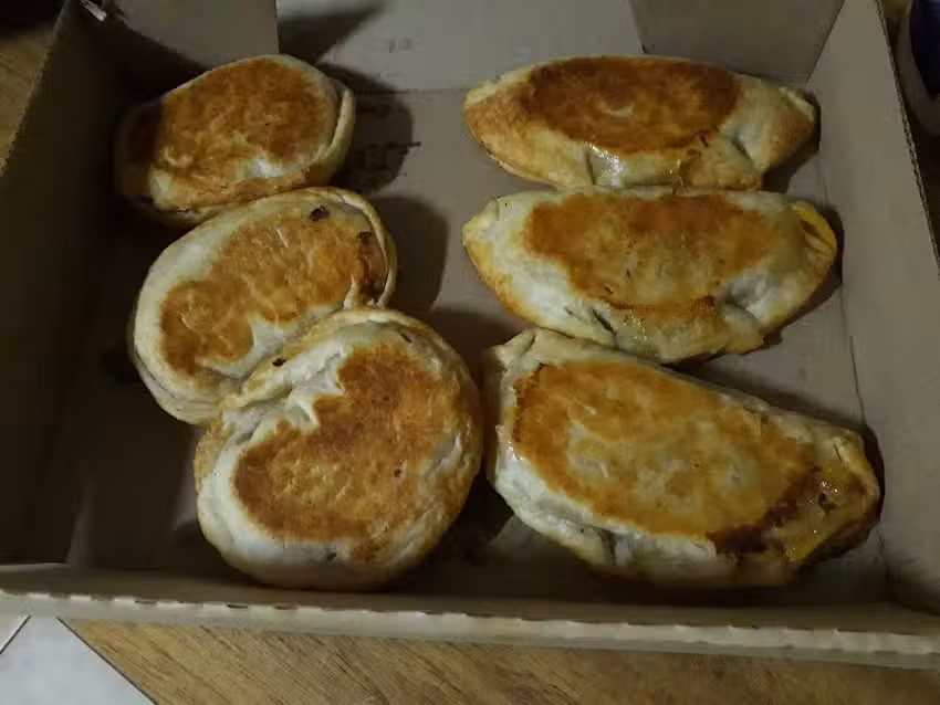 FANI helader&iacute;a y pizzer&iacute;a