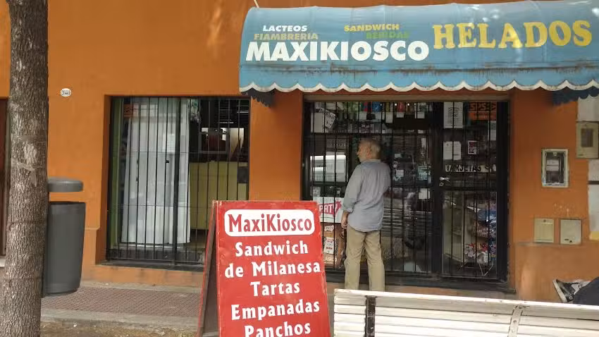 Francesco Helados y Maxikiosco