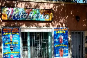 Heladeria &ldquo;AL TOKE&rdquo;..