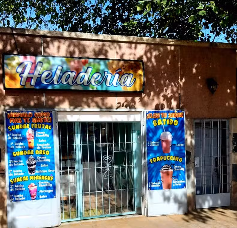 Heladeria &ldquo;AL TOKE&rdquo;..