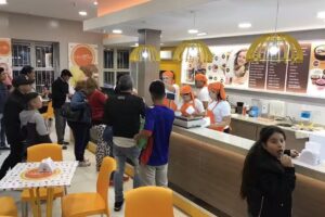 Heladeria Arlequ&iacute;n Fiorito