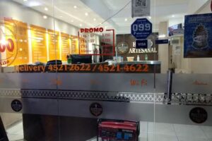 Heladeria Aventino V.Urquiza