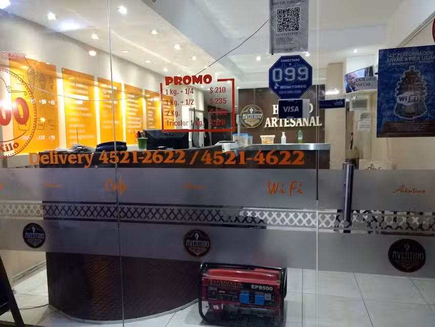 Heladeria Aventino V.Urquiza