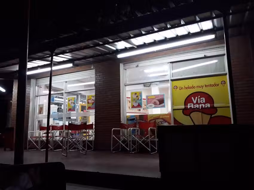 Helader&iacute;a Bana