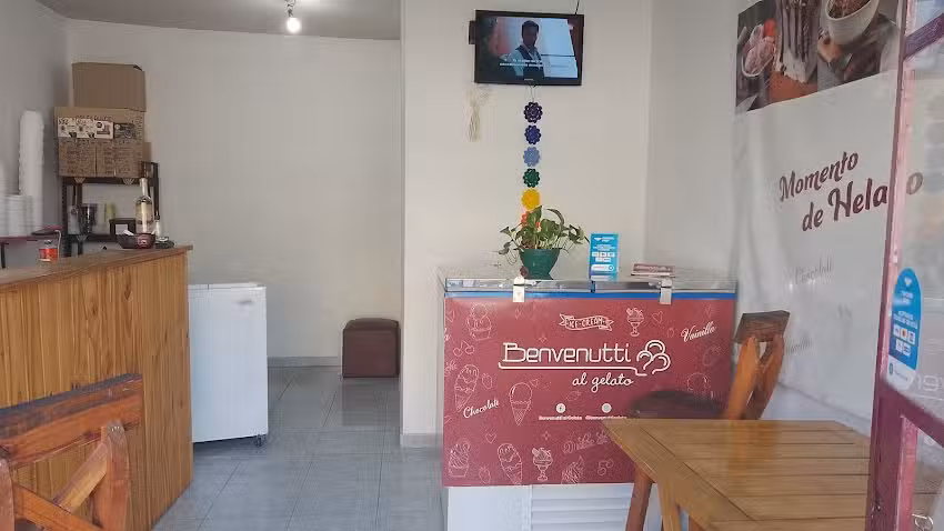 Helader&iacute;a Benvenutti