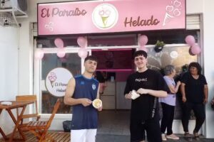 HELADERIA &ndash; CAFETERIA &mdash; EL PARAISO HELADO