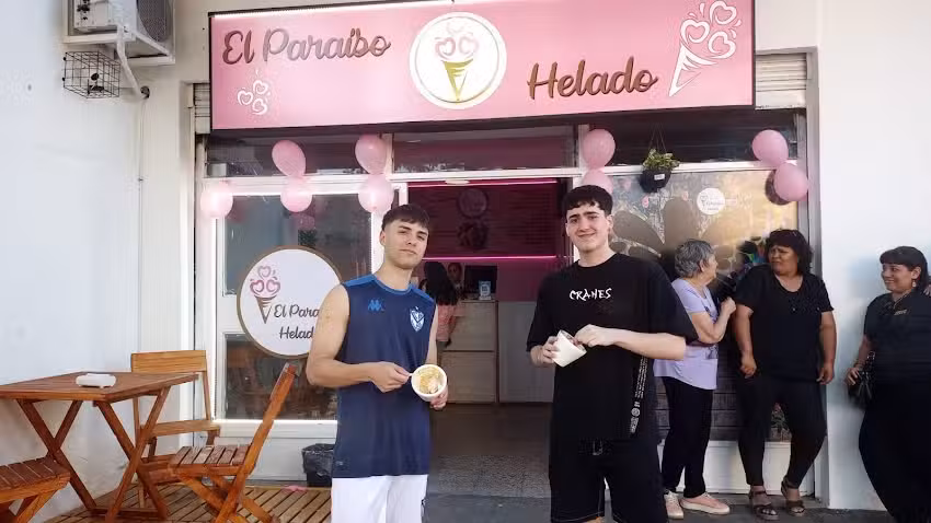HELADERIA &ndash; CAFETERIA &mdash; EL PARAISO HELADO