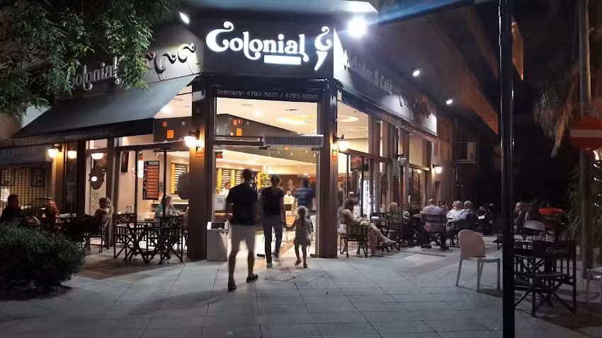Helader&iacute;a Colonial Helados & Caf&eacute; Libertador Vicente L&oacute;pez