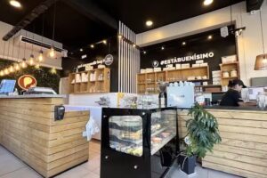 Helader&iacute;a Del Parque