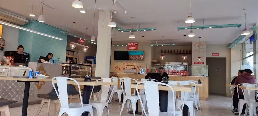 Helader&iacute;a El Colonial Pilar Centro