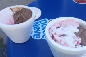 Heladeria ella y el jota