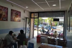 Helader&iacute;a &ldquo;kyndy helados&rdquo;