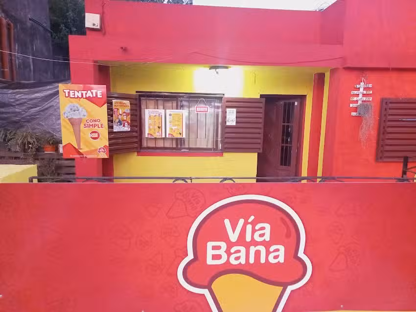Heladeria Lafamilia Vb