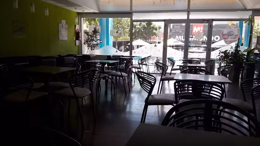 Helader&iacute;a Lomoro