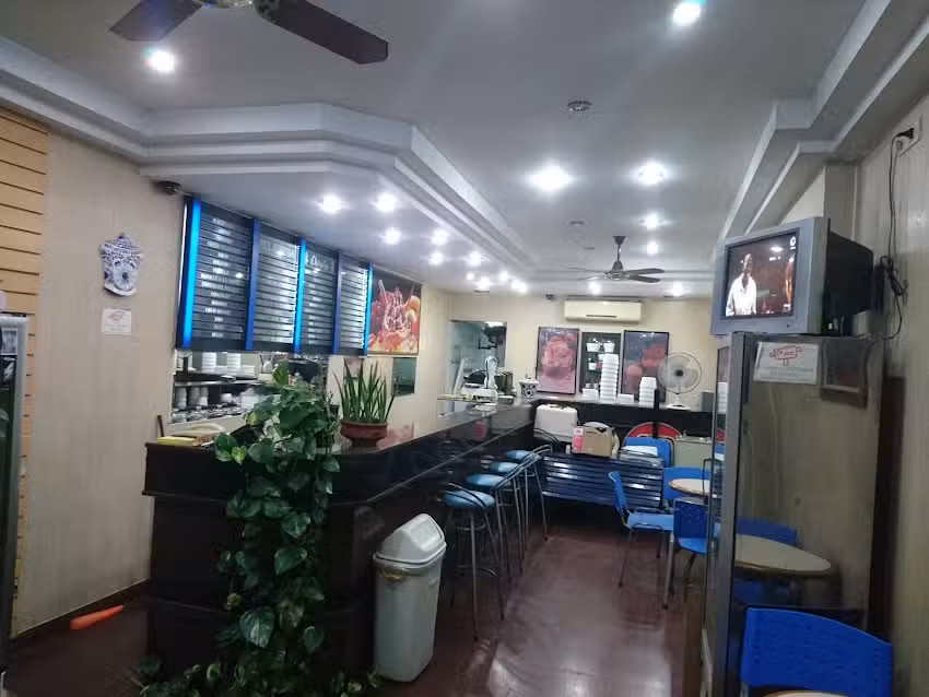 HELADER&Iacute;A NEW OASIS