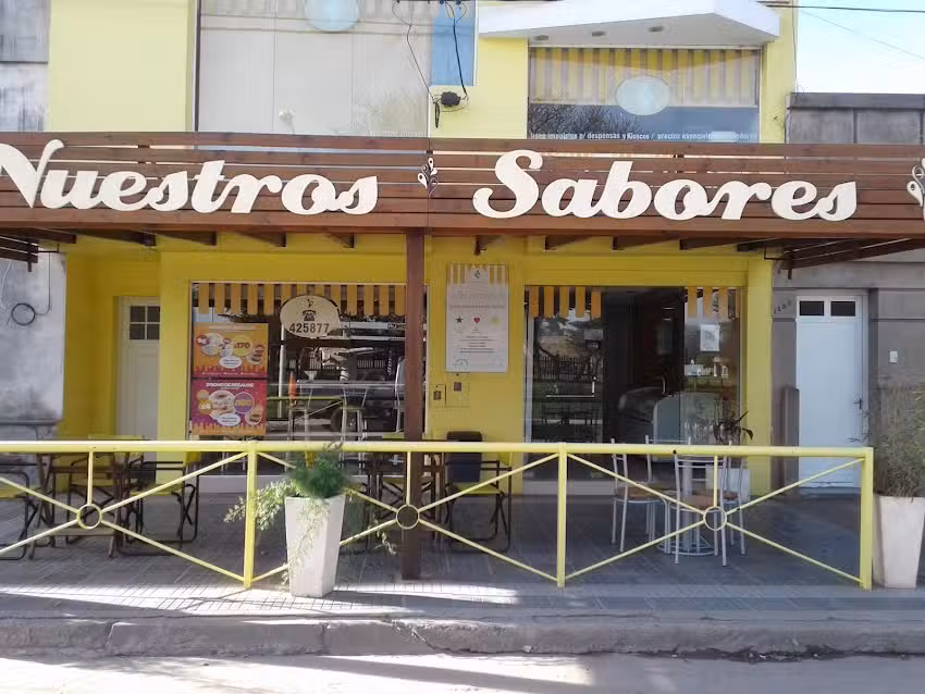 Helader&iacute;a &ldquo;Nuestros Sabores&rdquo;