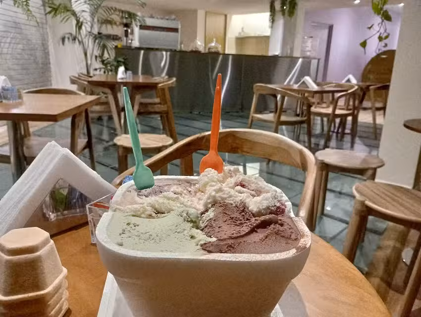 Helader&iacute;a y Cafeter&iacute;a del Sur