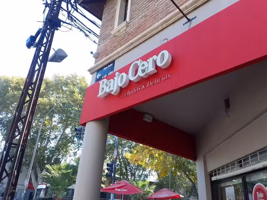 Helados & Delicias Bajo Cero