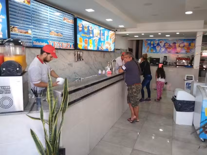 Helados Venezia Elaboraci&oacute;n Artesanal