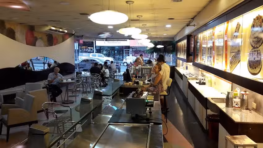 ITALIA de Seraf&iacute;n Helados & Caf&eacute;