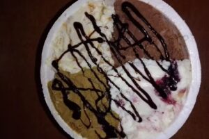 Kiosco/heladeria laura