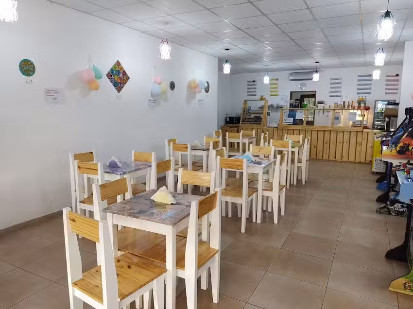 &ldquo;LA NONNA&rdquo; Helader&iacute;a y Cafeter&iacute;a
