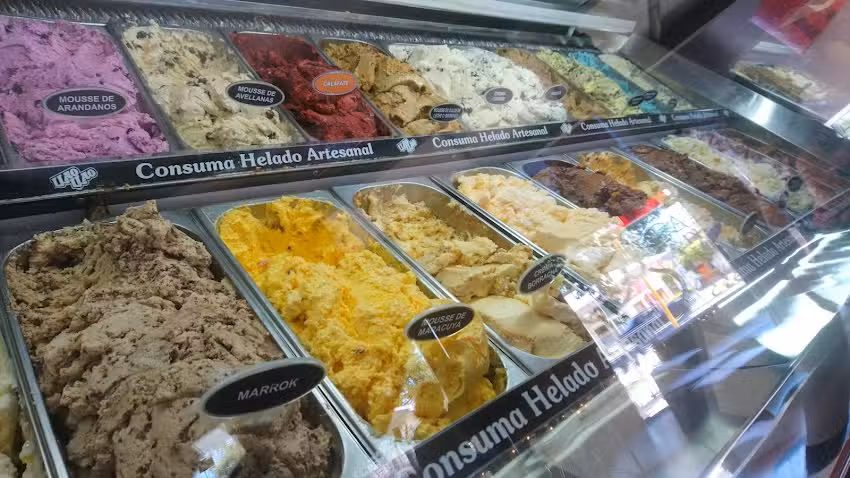 Llao-llao Heladeria, reposteria, cafeter&iacute;a y chocolateria