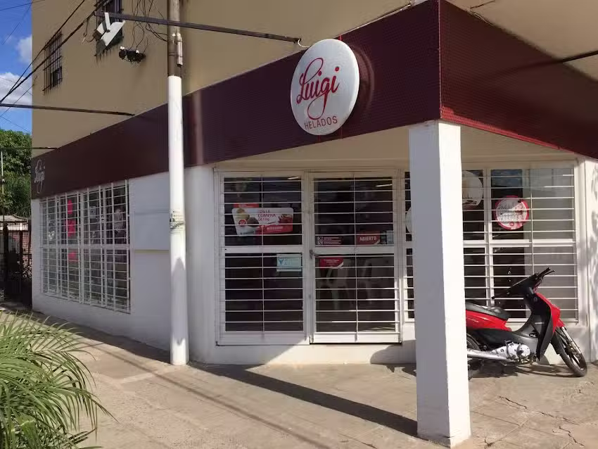 Luigi Helader&iacute;a