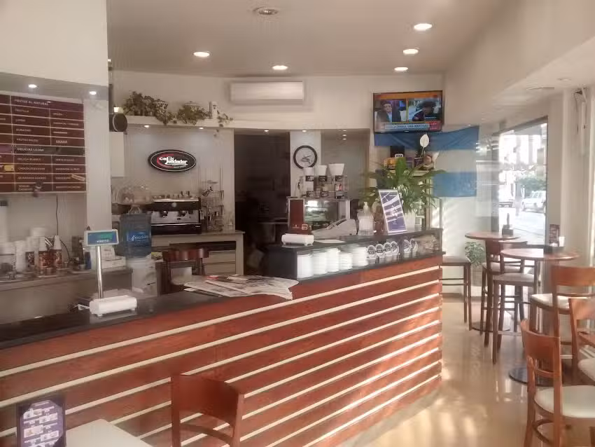 Luj&aacute;n Gelateria e Caffeteria