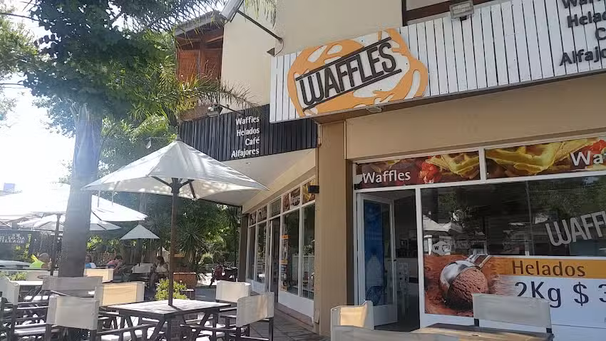 Mandukas Waffles Caf&eacute; Helados Alfajores