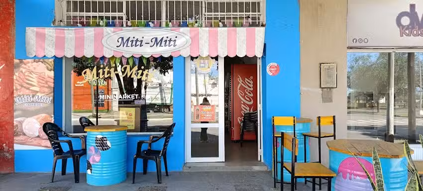 MiniMarket y Heladeria MITI-MITI