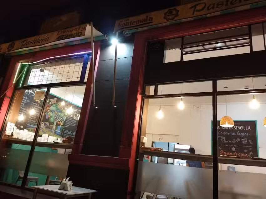 NERON DELICIAS HELADAS