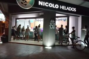 Nicolo Helados