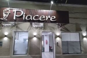 Piacere Plaza