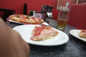 pizzeria y heladeria ” FLAVIA”