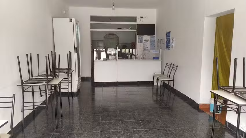 Punto Fresco Helader&iacute;a y Sandwichera