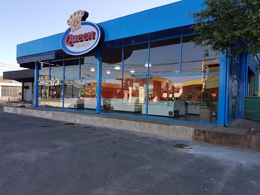 QUEEN HELADOS (moreno)