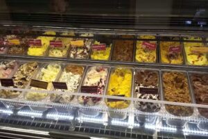 Tayi Helados & Café