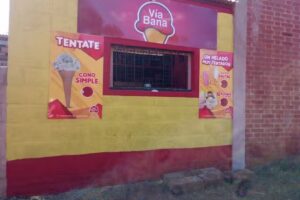 Via Bana Heladería Elena 1